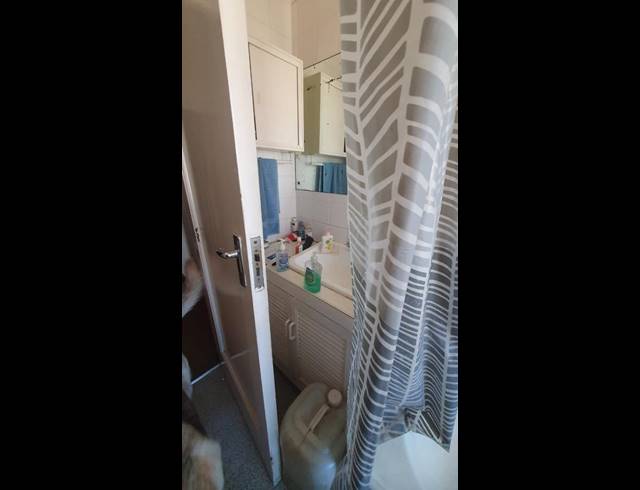 2 BEDROOM HOUSE FOR SALE IN WYCHWOOD